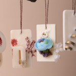 Aroma wax charm with later